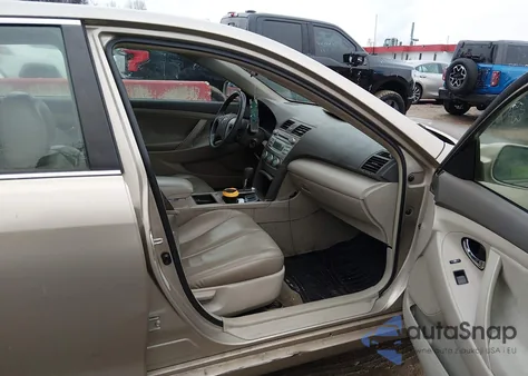 2009 Toyota Camry Le z USA, uszkodzony, nr VIN 4T1BE46K09U831400